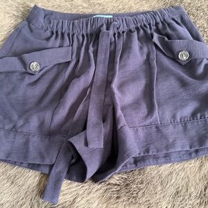 Cece paper bag  waist shorts, size 6. Navy blue